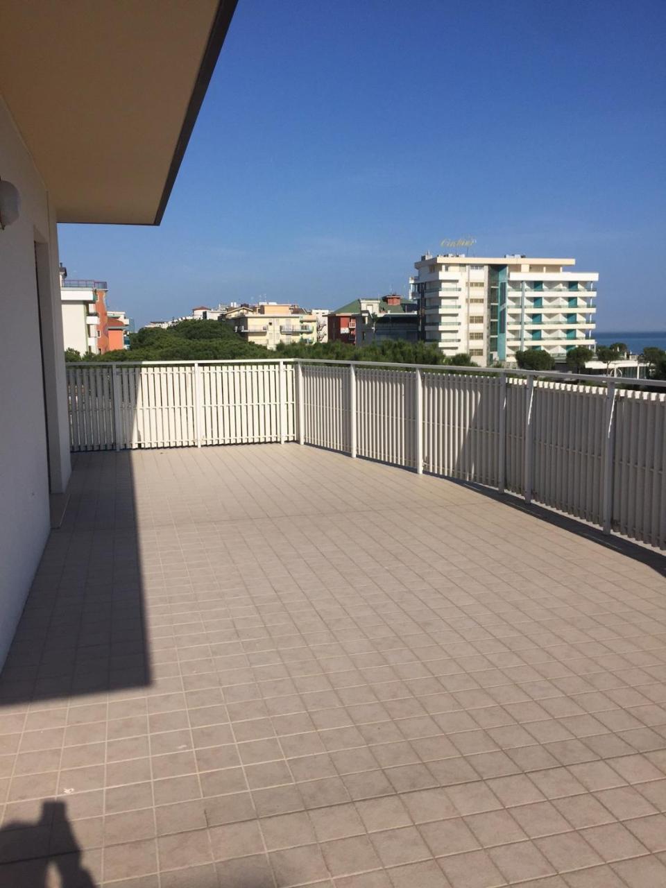 Residence Gallo - Walterigato Apartments Per Solo Famiglie Лідо-ді-Єзоло Екстер'єр фото